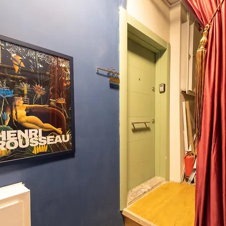 Mayer Taksim Apartment