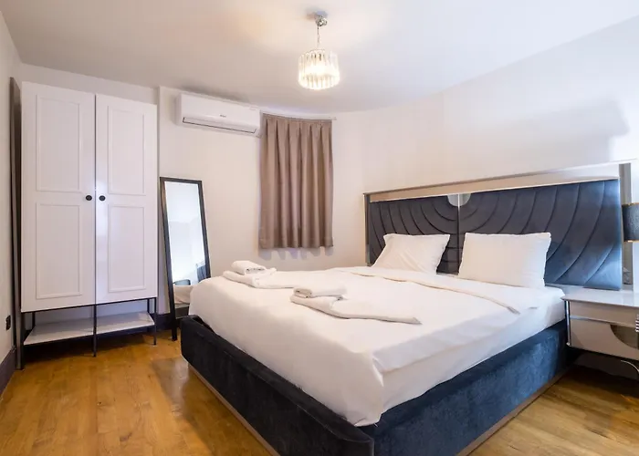 Mayer Taksim * Provincia di Istanbul